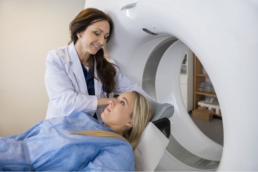 blog1-1 Rad tech prepping patient for medical imaging exam